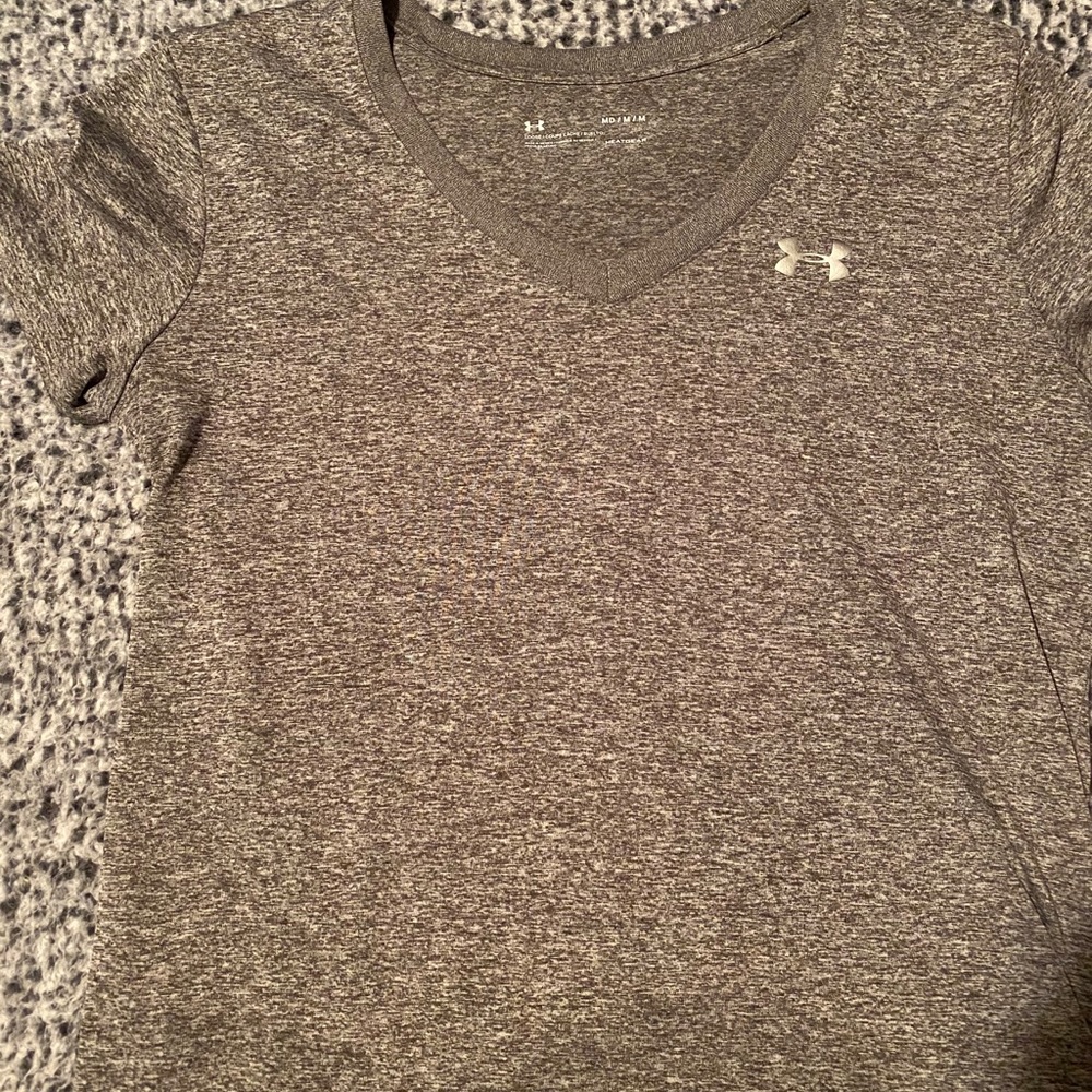 Under armor lightweight active tee